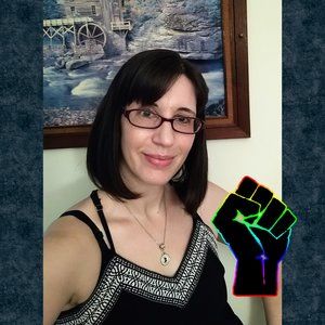 Meet your Posher, Paula